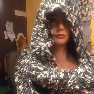 Lululemon hooded head wrap